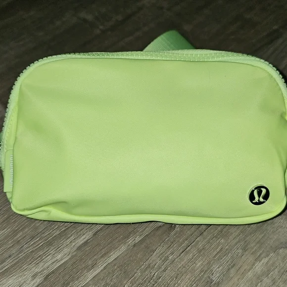 Lululemon Everywhere Belt Bag FADED ZAZ FZAP - Picture 16 of 16